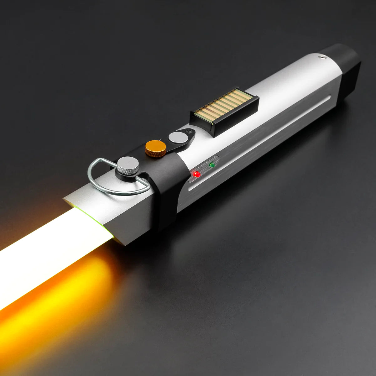 THE ATTACK OF ANAKIN DX SABER
