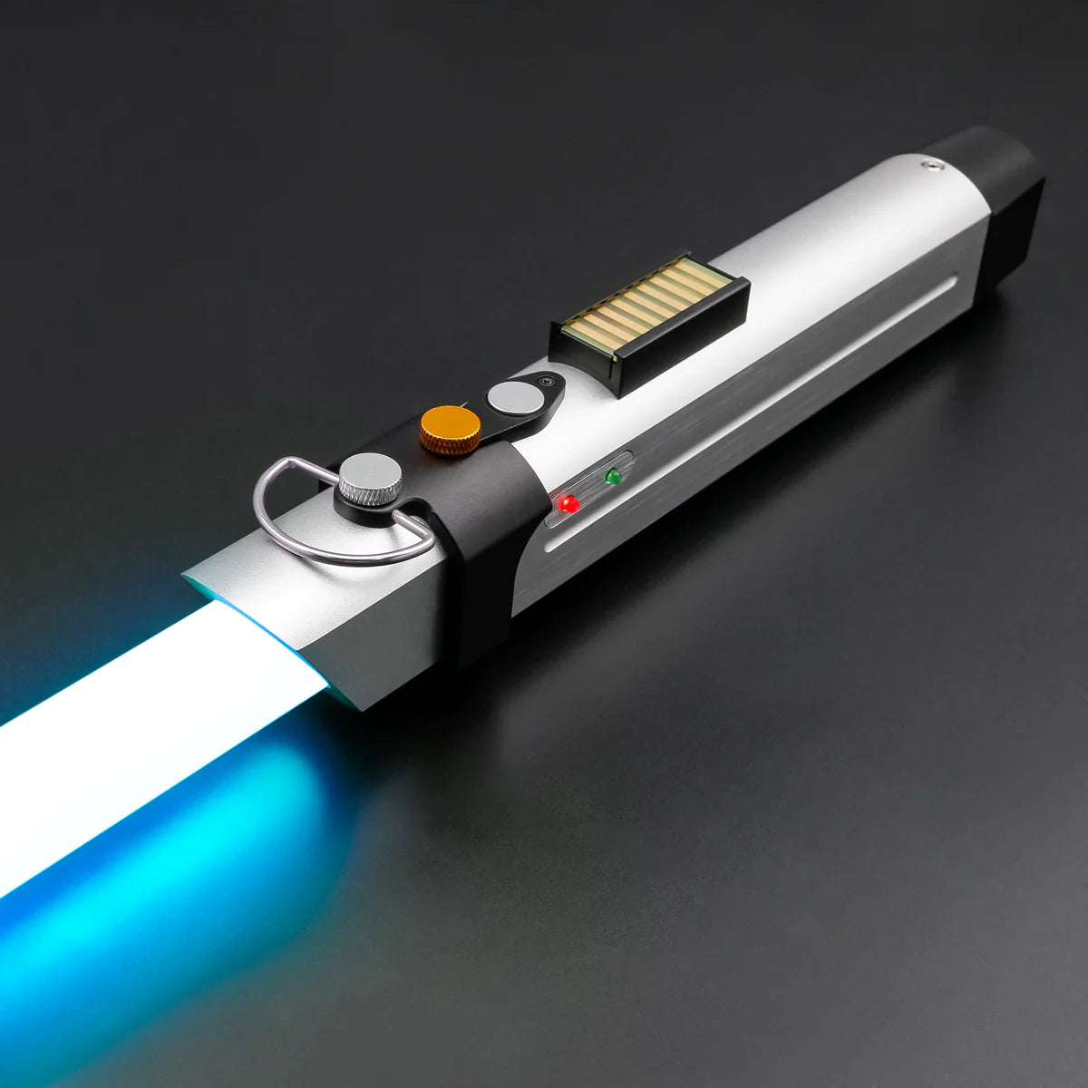 THE ATTACK OF ANAKIN DX SABER