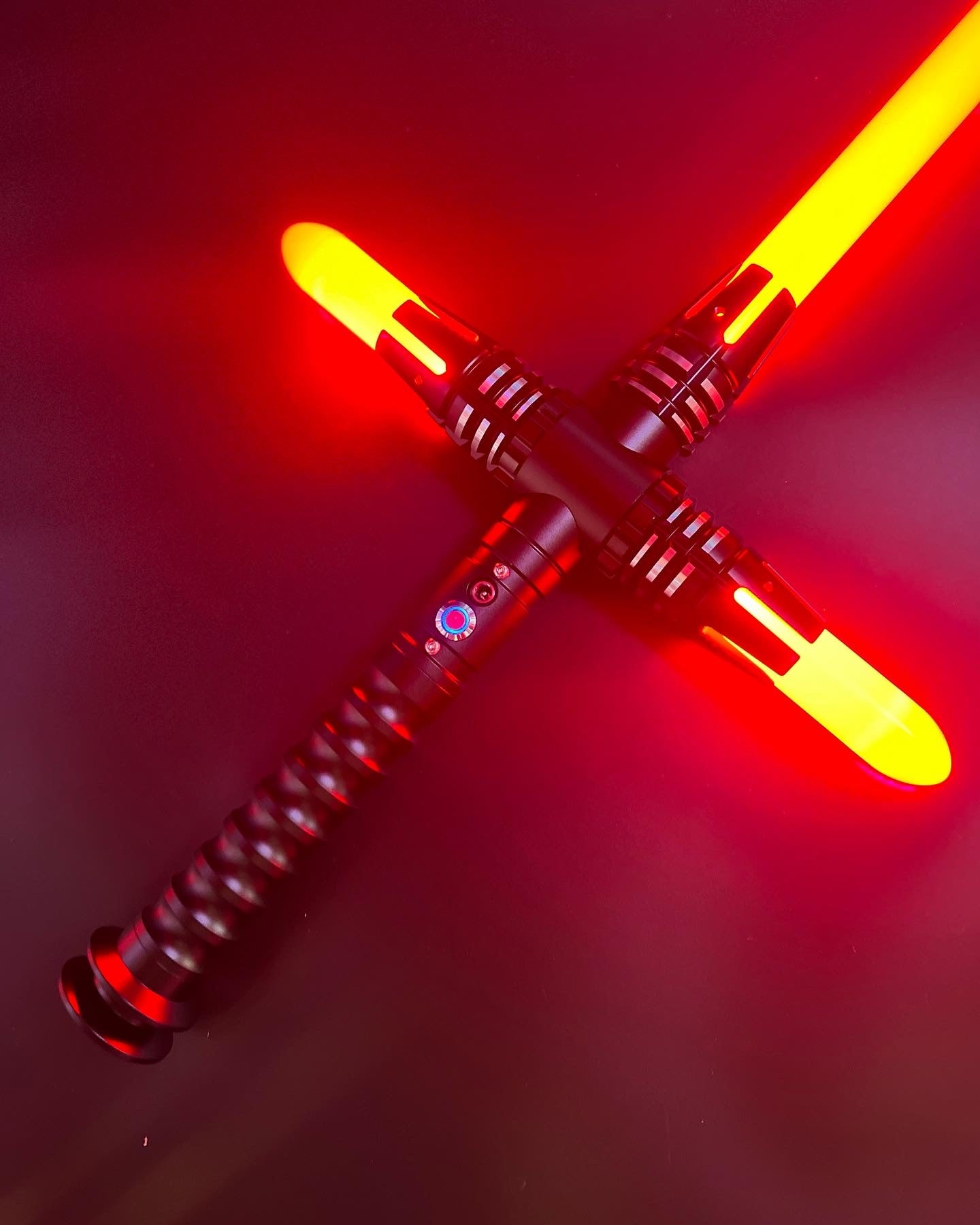 THE SITH CROSSBLADE LIGHTSABER