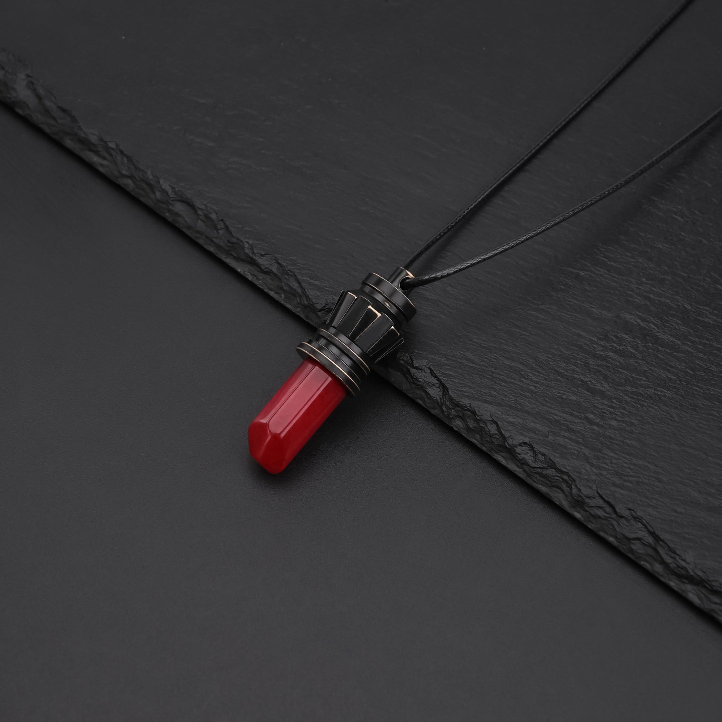 KYBER CRYSTAL NECKLACE