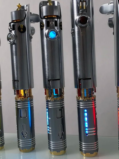 THE SKYWALKER LEGACY LIGHTSABER (KYBER SERIES)