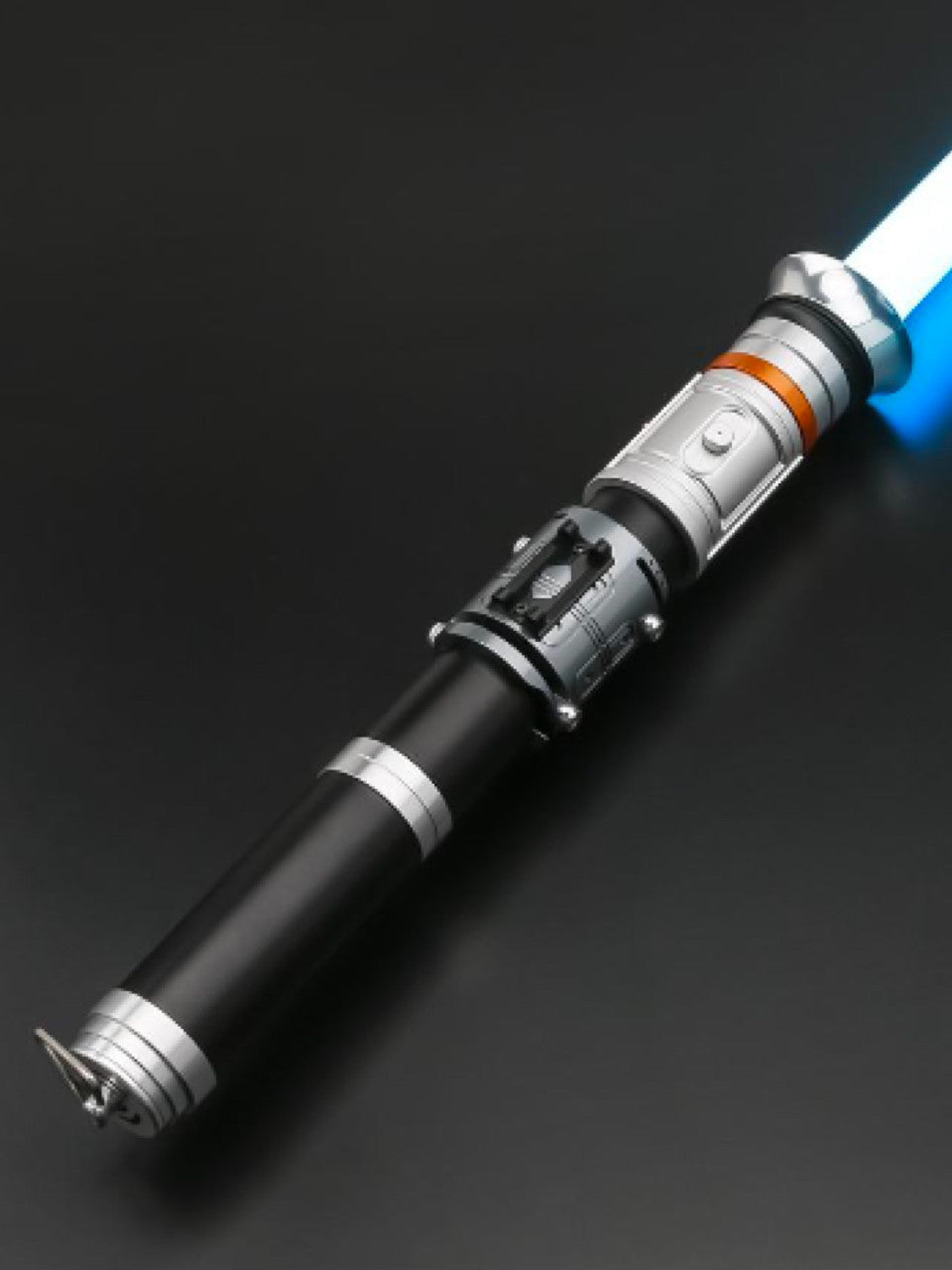 THE CERE SURVIVOR LIGHTSABER – DX SABERS