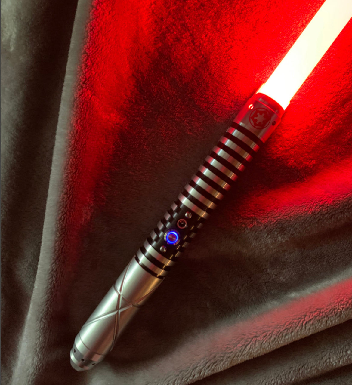 THE XANDORIAN TYTHON LIGHTSABER – DX SABERS