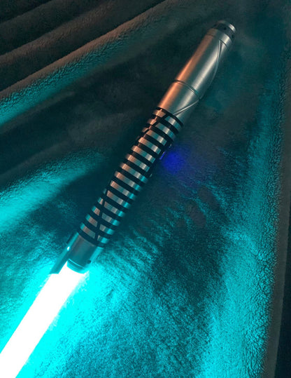 THE XANDORIAN TYTHON LIGHTSABER