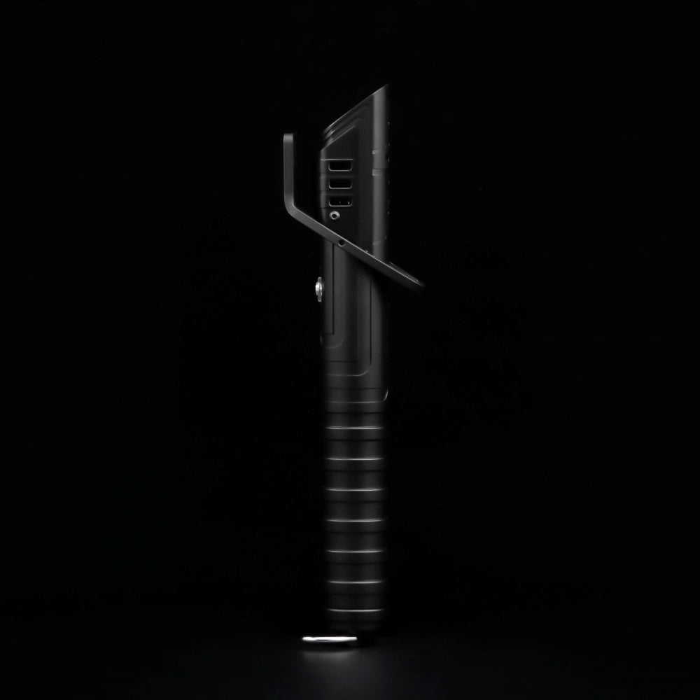THE DARK SABER SE