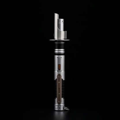 THE BRILLIANT BRIDGER LIGHTSABER TXQ