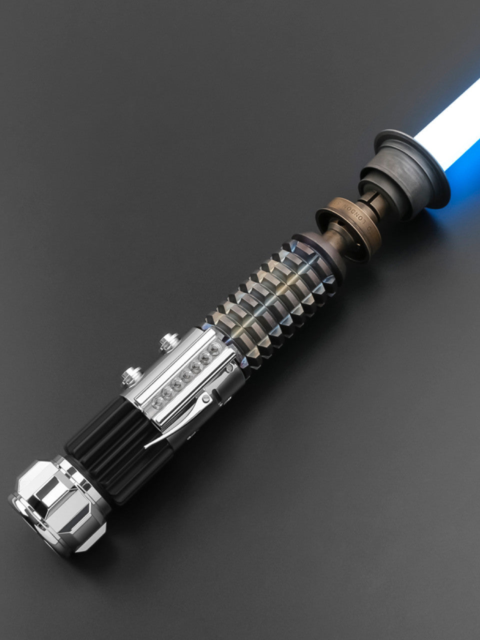 THE LEGENDARY BEN LIGHTSABER (KYBER CRYSTAL INSIDE)